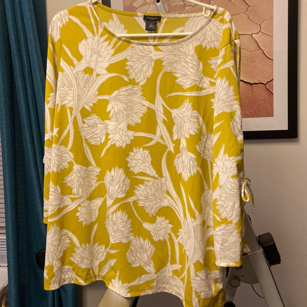 Lime with white floral top